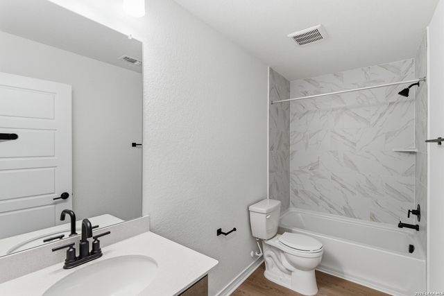 179 Thorny Grove, San Antonio, TX 78253