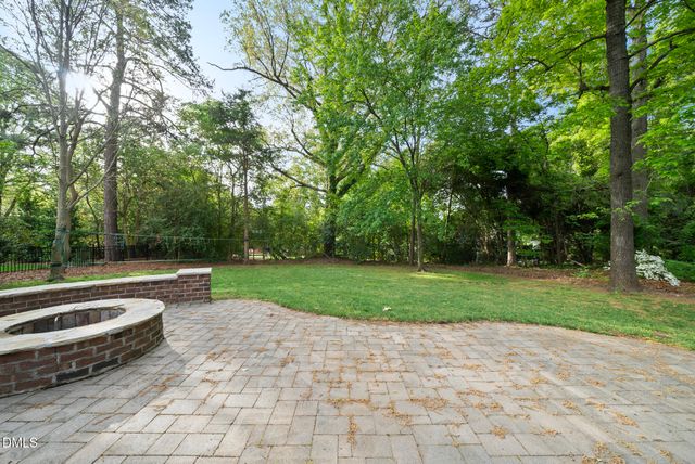 1924 Ridge Road, Raleigh, NC 27607