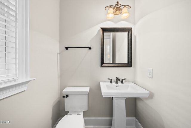 1924 Ridge Road, Raleigh, NC 27607