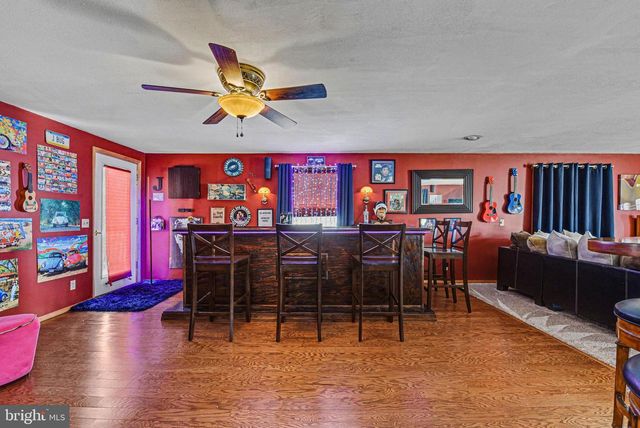 141 SIMMONS RD, Mechanicsburg, PA 17055