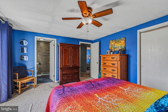 141 SIMMONS RD, Mechanicsburg, PA 17055