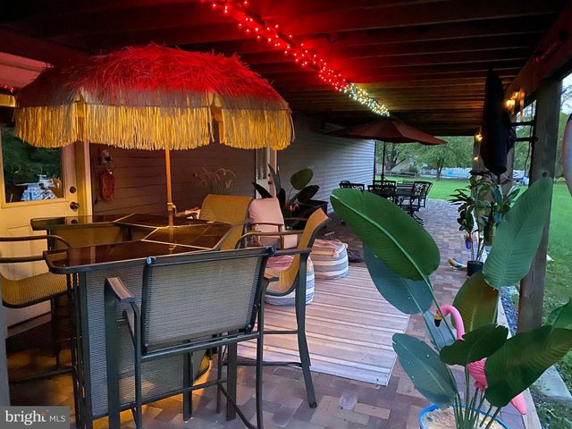 141 SIMMONS RD, Mechanicsburg, PA 17055