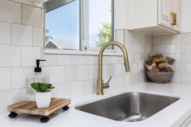 1185 E Evening Glow, Reedley, CA 93654