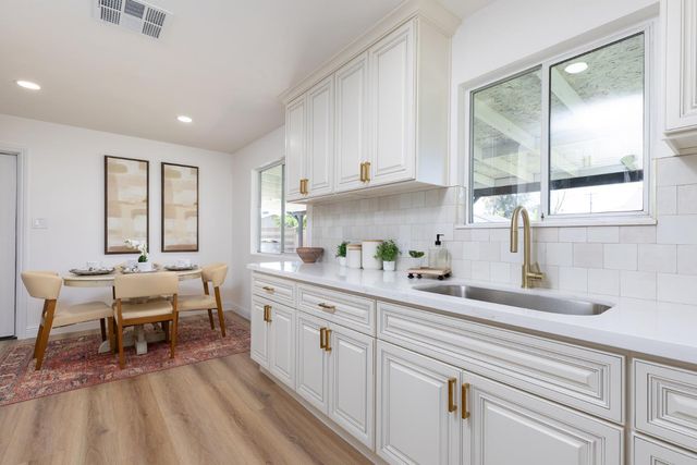 1185 E Evening Glow, Reedley, CA 93654