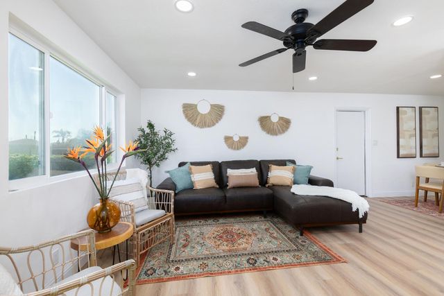 1185 E Evening Glow, Reedley, CA 93654