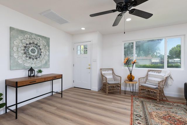 1185 E Evening Glow, Reedley, CA 93654