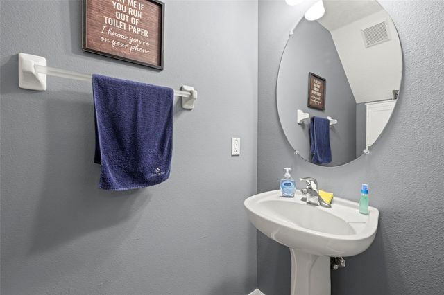 11231 KAPOK GRAND CIRCLE, St Petersburg, FL 33708