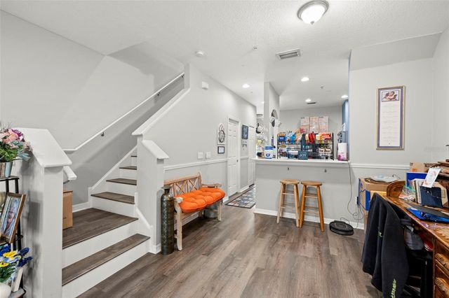 11231 KAPOK GRAND CIRCLE, St Petersburg, FL 33708