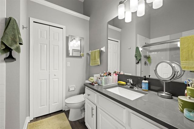 11231 KAPOK GRAND CIRCLE, St Petersburg, FL 33708