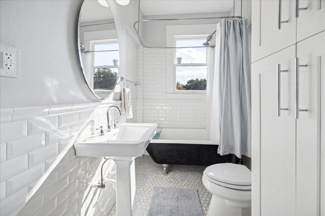 128 Payne Street, Houston, TX 77009