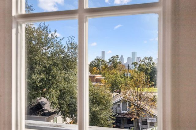 128 Payne Street, Houston, TX 77009