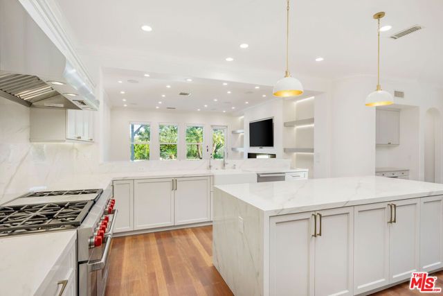 4110 Prado De Los Zorros, Calabasas, CA 91302