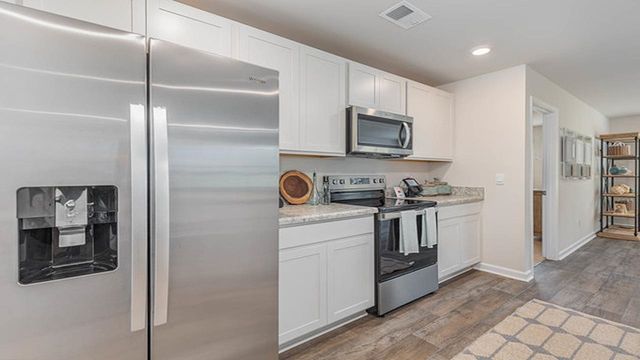 155 Ashworth Dr., Tabor City, NC 28463