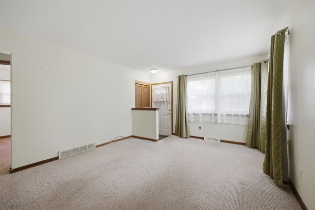 25248 Hass Street, Dearborn Heights, MI 48127