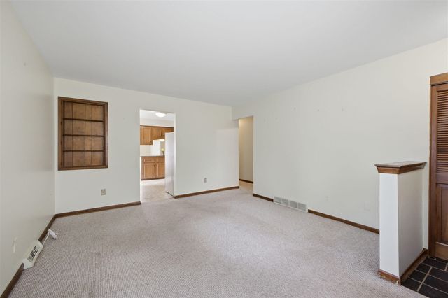25248 Hass Street, Dearborn Heights, MI 48127
