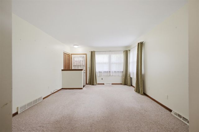 25248 Hass Street, Dearborn Heights, MI 48127