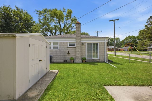 25248 Hass Street, Dearborn Heights, MI 48127