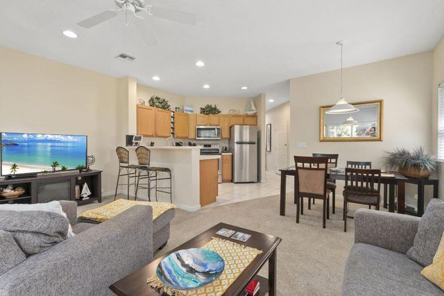 8233 Mulligan Cir, Port St Lucie, FL 34986