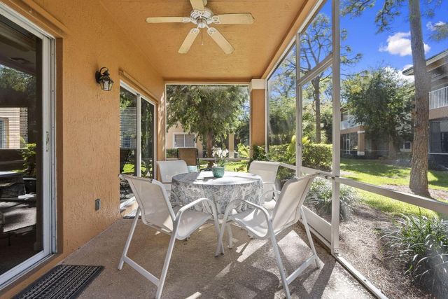 8233 Mulligan Cir, Port St Lucie, FL 34986