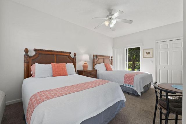 8233 Mulligan Cir, Port St Lucie, FL 34986