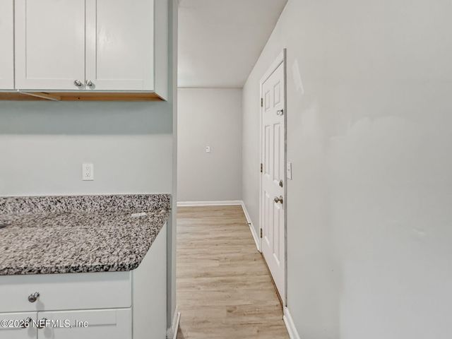 6931 MISS MUFFET Lane N, Jacksonville, FL 32210