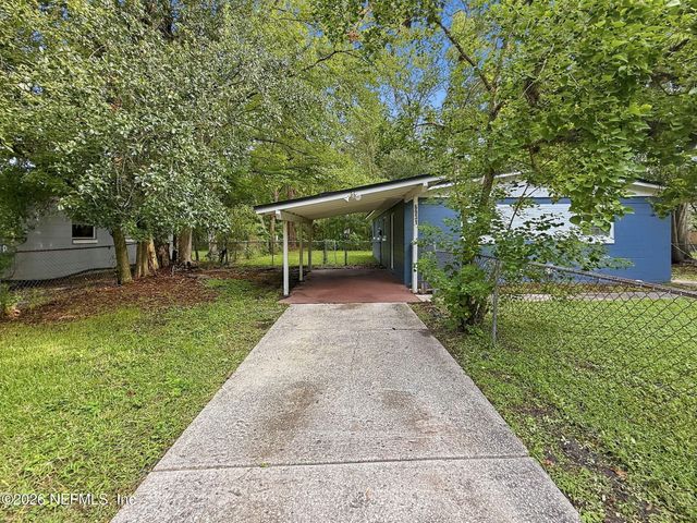 6931 MISS MUFFET Lane N, Jacksonville, FL 32210