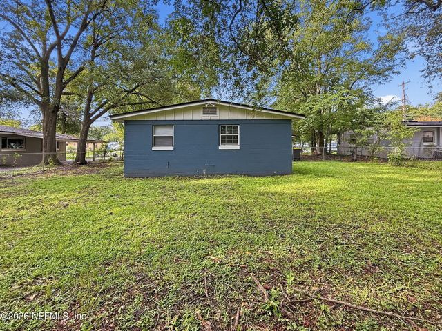 6931 MISS MUFFET Lane N, Jacksonville, FL 32210