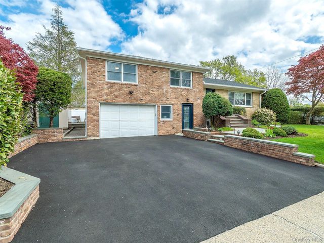 5 Fairfield Avenue, Port Washington, NY 11050