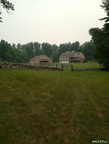 250 Maple Road, Easton, CT 06612