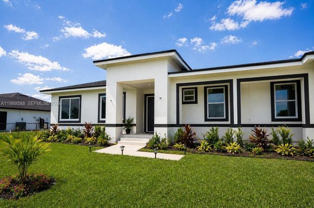 1715 Mcarthur Avenue, Lehigh Acres, FL 33972
