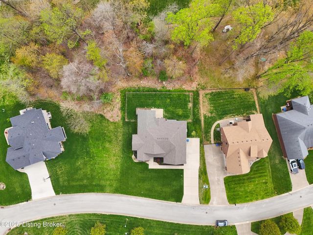 4203 Smarty Jones Dr, Louisville, KY 40214