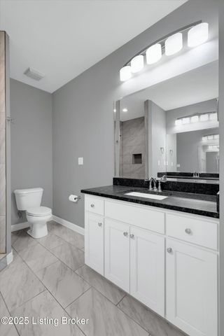 4203 Smarty Jones Dr, Louisville, KY 40214