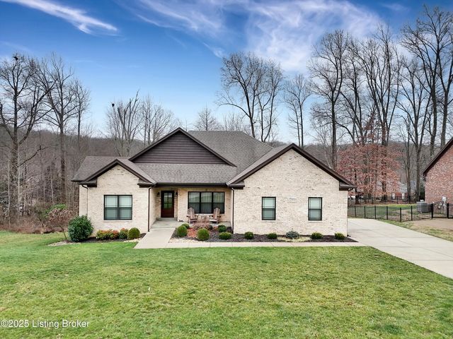 4203 Smarty Jones Dr, Louisville, KY 40214
