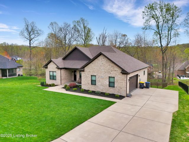 4203 Smarty Jones Dr, Louisville, KY 40214