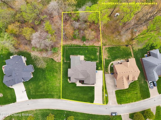 4203 Smarty Jones Dr, Louisville, KY 40214