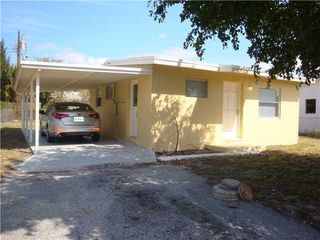 3024 E Palm Drive, Boynton Beach, FL 33435