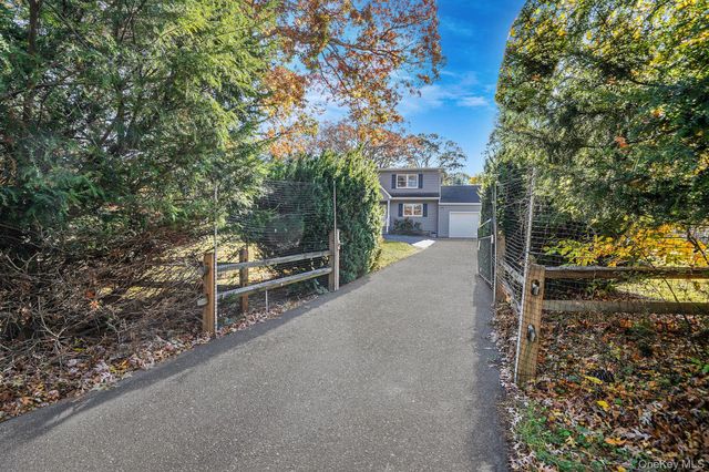 12 Harbor Beach Road, Miller Place, NY 11764