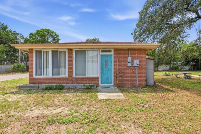 2702 Havens Dr., North Myrtle Beach, SC 29582