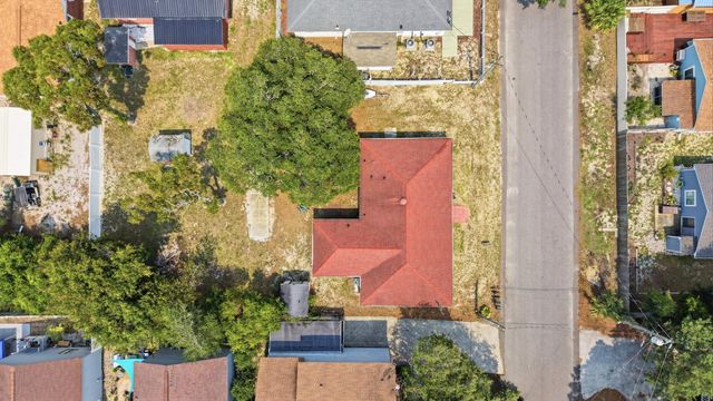 2702 Havens Dr., North Myrtle Beach, SC 29582