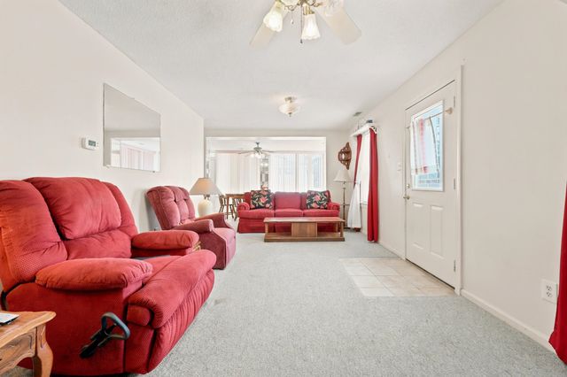 2702 Havens Dr., North Myrtle Beach, SC 29582