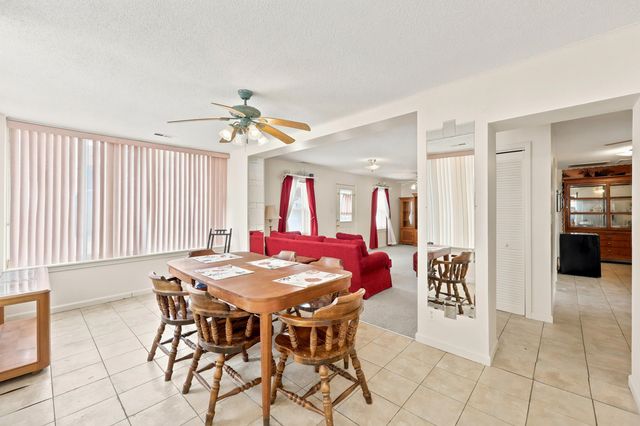 2702 Havens Dr., North Myrtle Beach, SC 29582