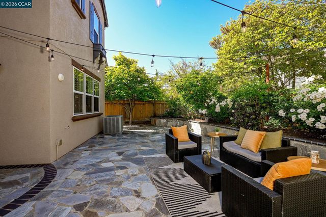 4906 Colchester Ct, Dublin, CA 94568