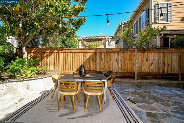 4906 Colchester Ct, Dublin, CA 94568