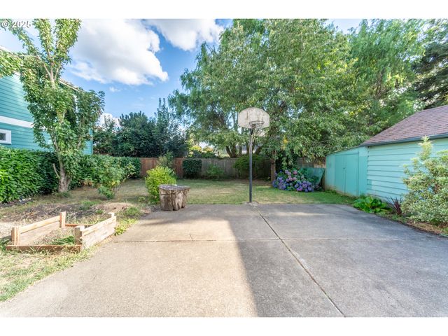 3724 Se FRANKLIN St, Portland, OR 97202