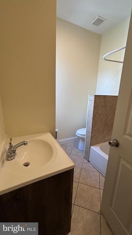 6349 BUIST AVE, Philadelphia, PA 19142