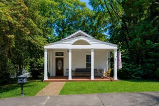 515 Calhoun Street NW, Atlanta, GA 30318