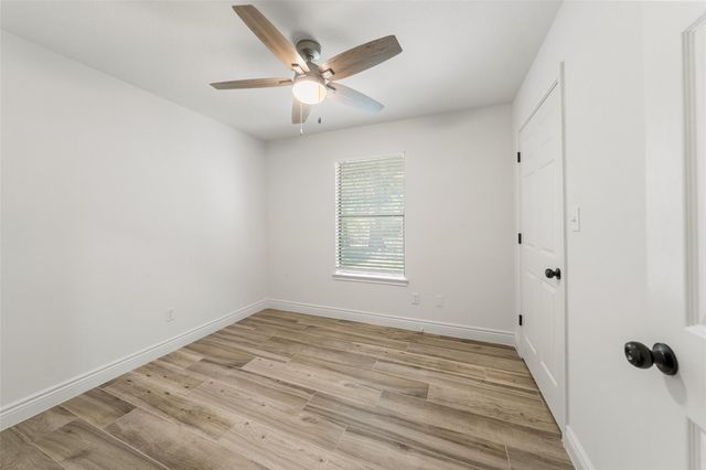 4884 Holly Lane W, Montgomery, TX 77316