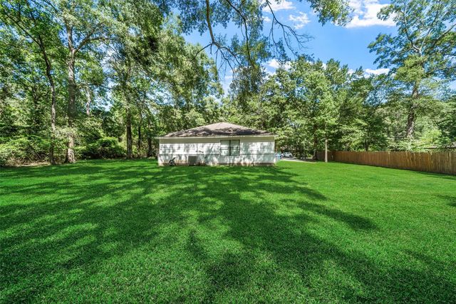 4884 Holly Lane W, Montgomery, TX 77316