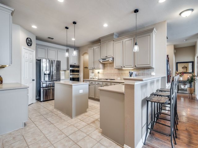 1301 Glen Hollow Lane, Flower Mound, TX 75028