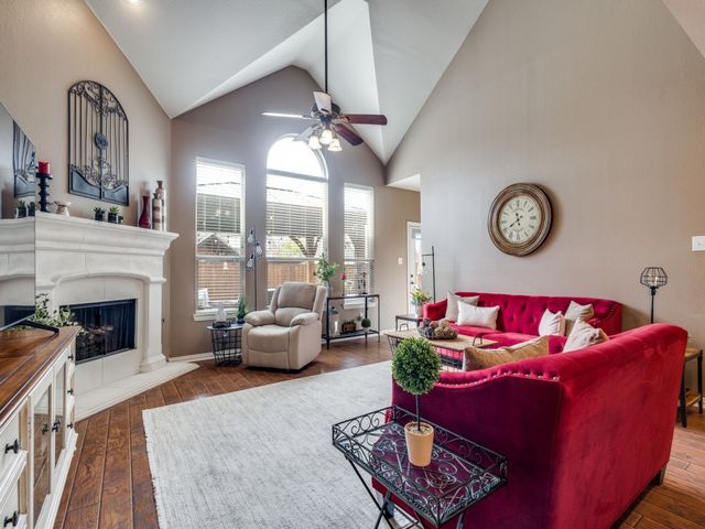 1301 Glen Hollow Lane, Flower Mound, TX 75028